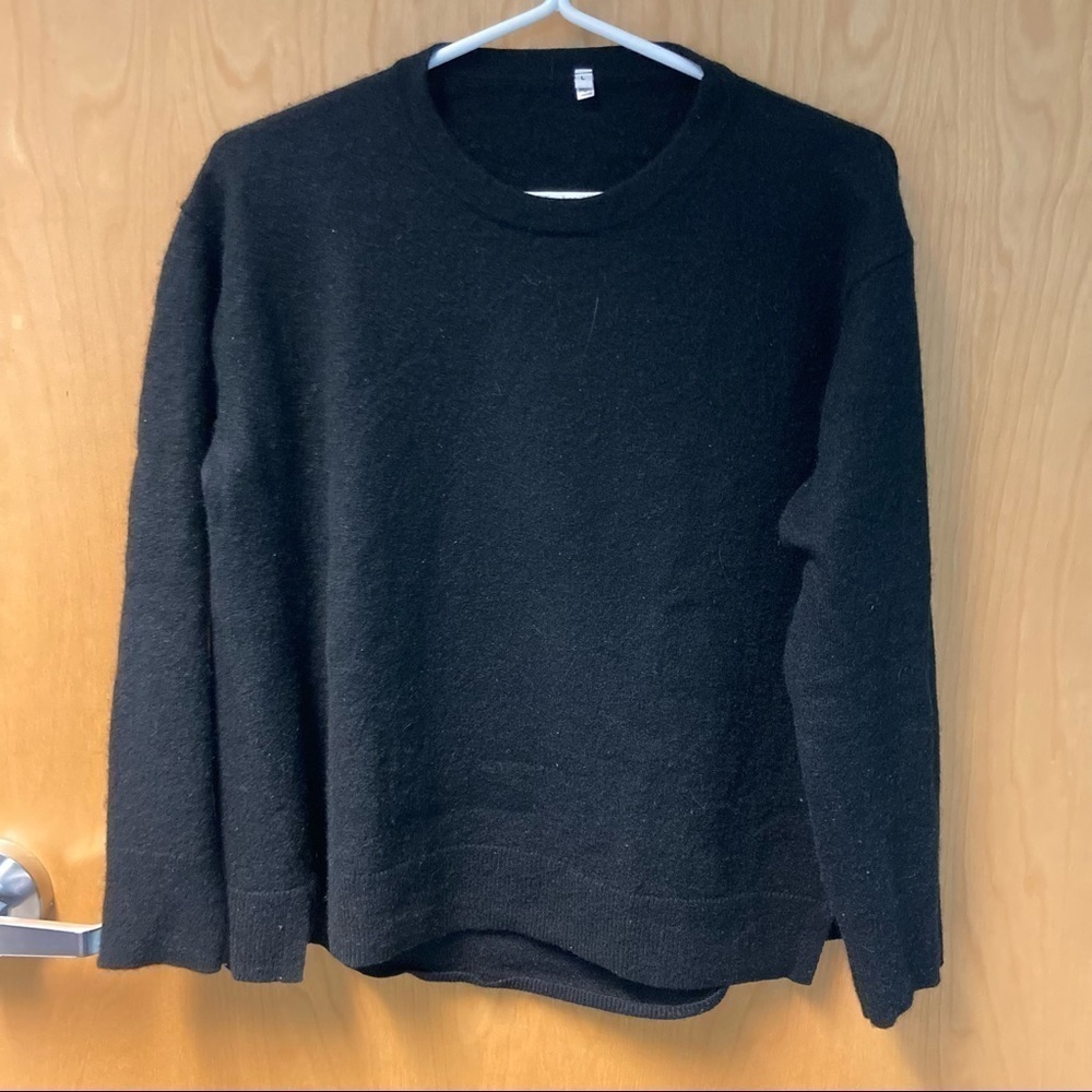 SWEATER 50% Yak  50% Wool Basic Cropped Long Sleeve Sweater